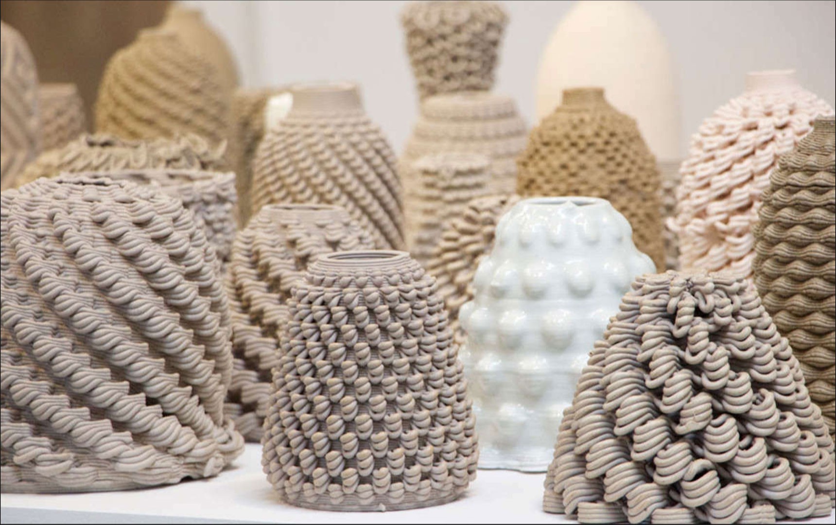 Leading a New Era of Creative Ceramics - Moore X Clay Printer