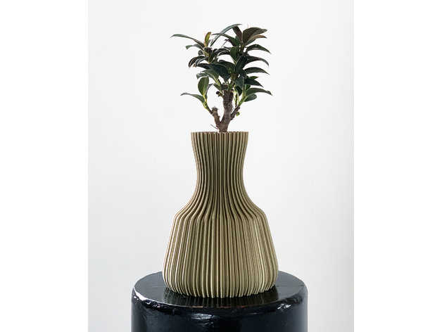 Exhibition Stand Ceramic Vase 3