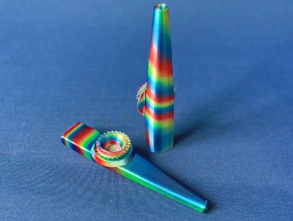 Twisted_spiral_vase_long
