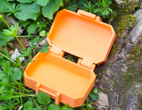 One-piece printed sturdy small box