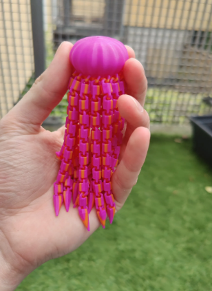 Movable jellyfish decompression toy, 16 flexible tentacles