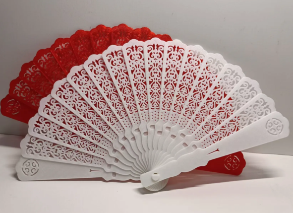 Carved bone fan does not need threading