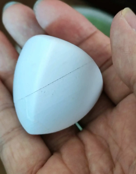 Reuleaux tetrahedron