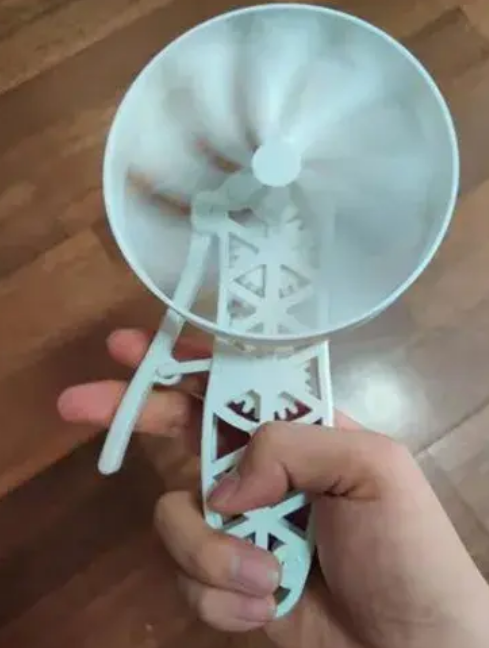 Manual fan