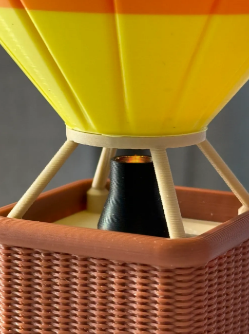 Magnetic levitation hot air balloon