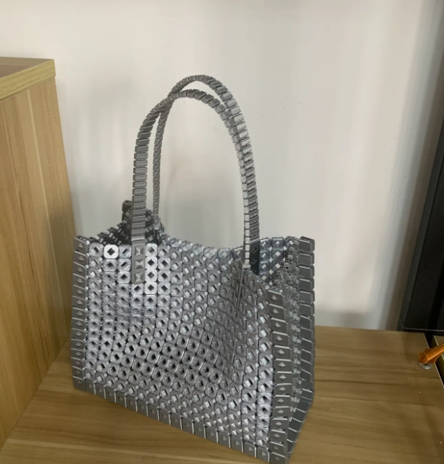 Flexible handbag printed entirely with PLA