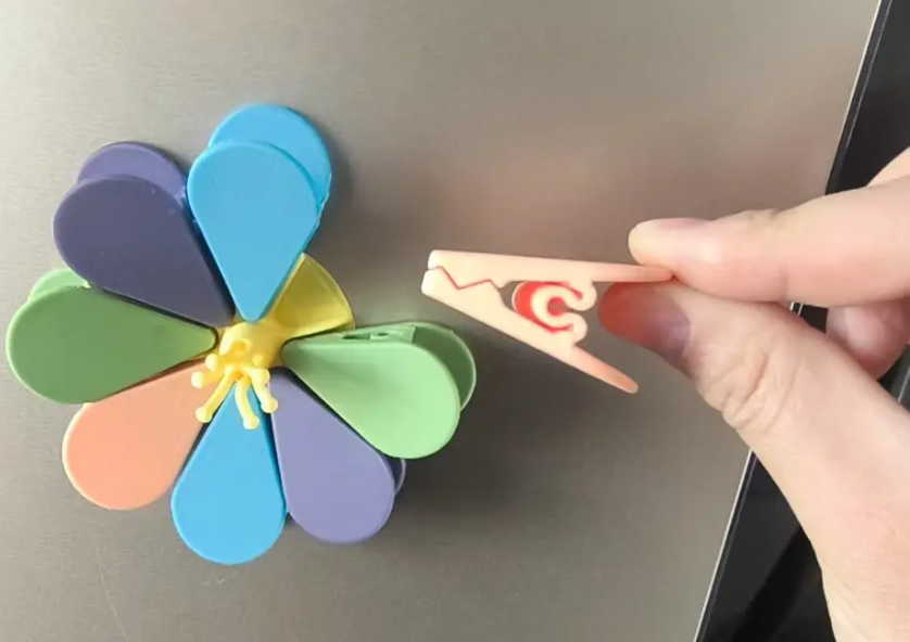 Multifunctional Petal Snack Clip & Refrigerator Magnet