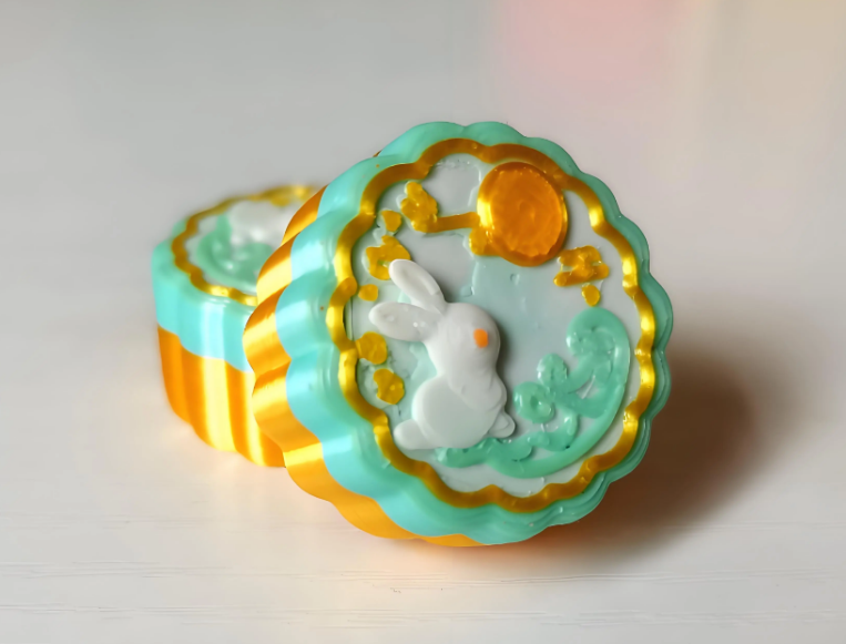 Jade Rabbit Embracing the Moon