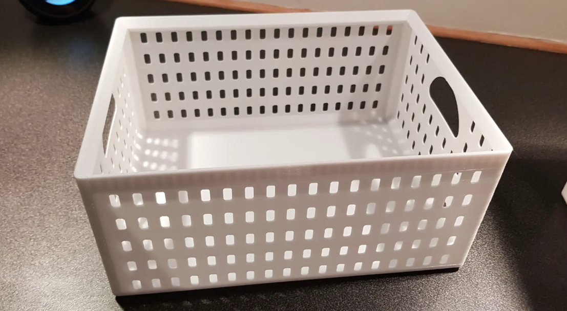 Storage basket (stackable)