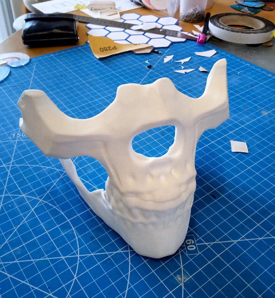 Half mask skull remix