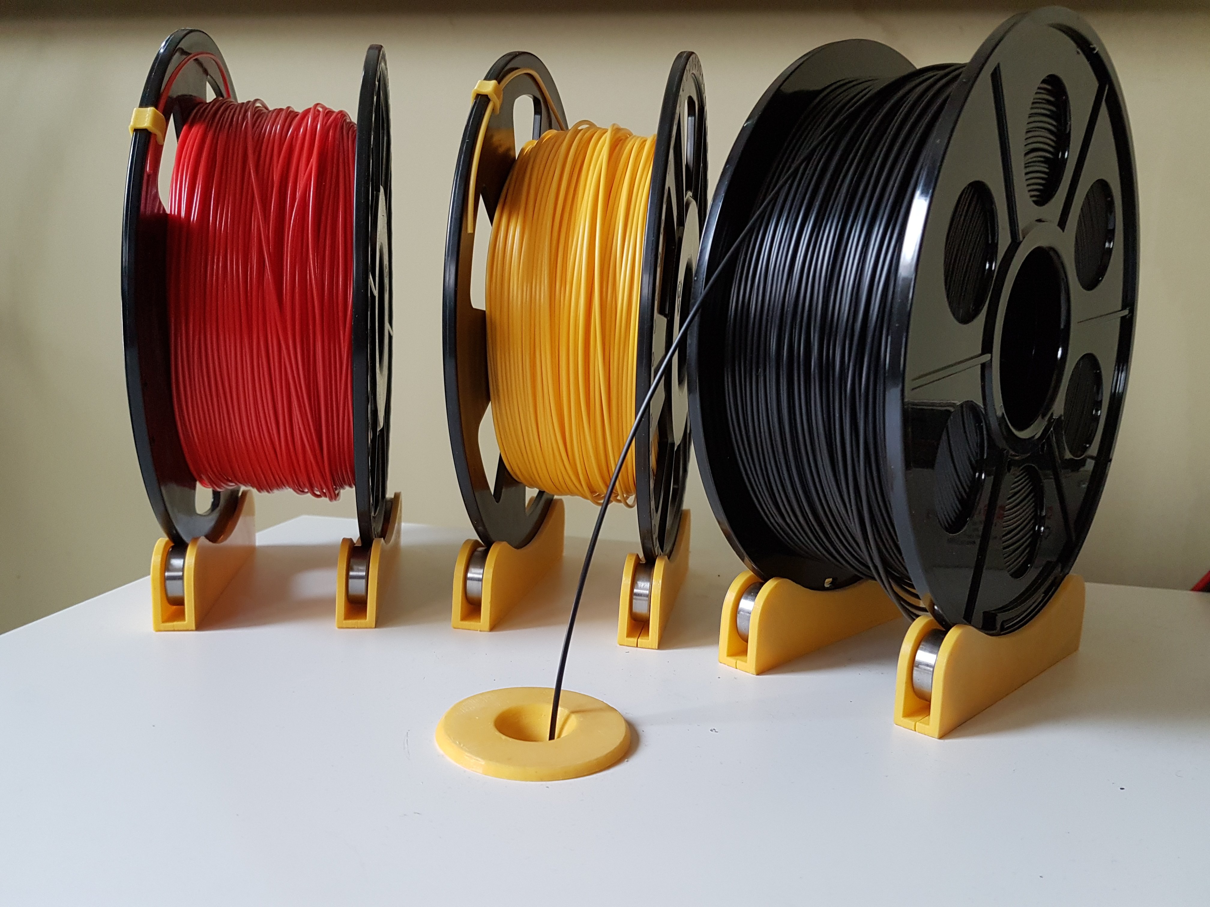 TUSH - The Ultimate Spool Holder
