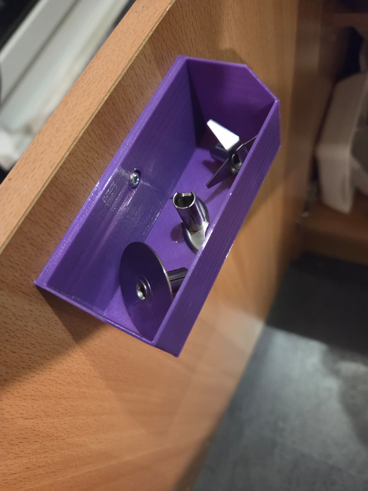 kitchen cabinet inner door bracket