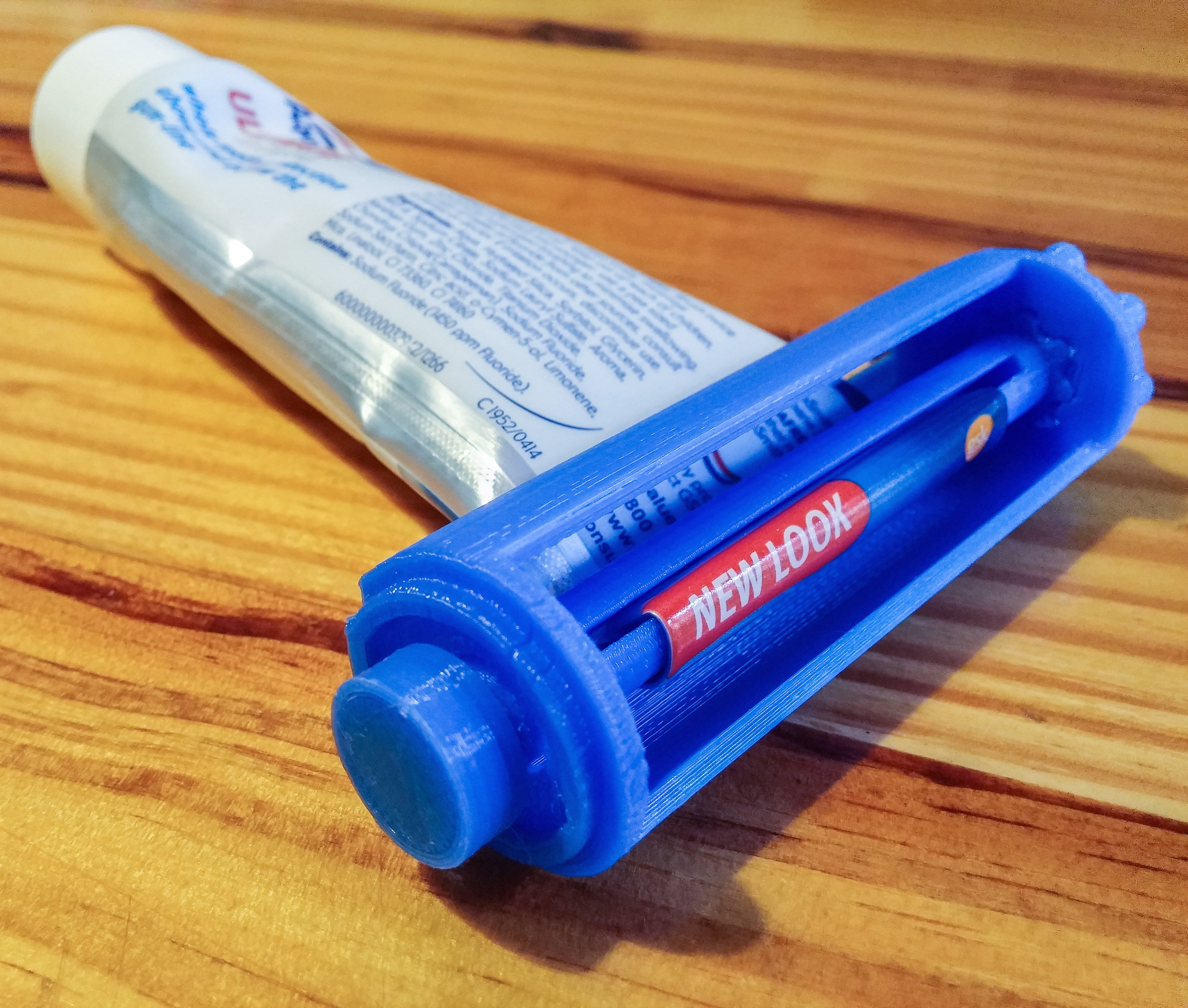 Toothpaste Tube Squeezer